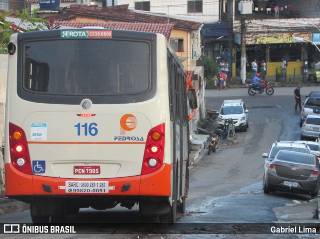 Empresa Pedrosa 116 na cidade de Recife, Pernambuco, Brasil, por Gabriel Lima. Número da foto: #6680073.