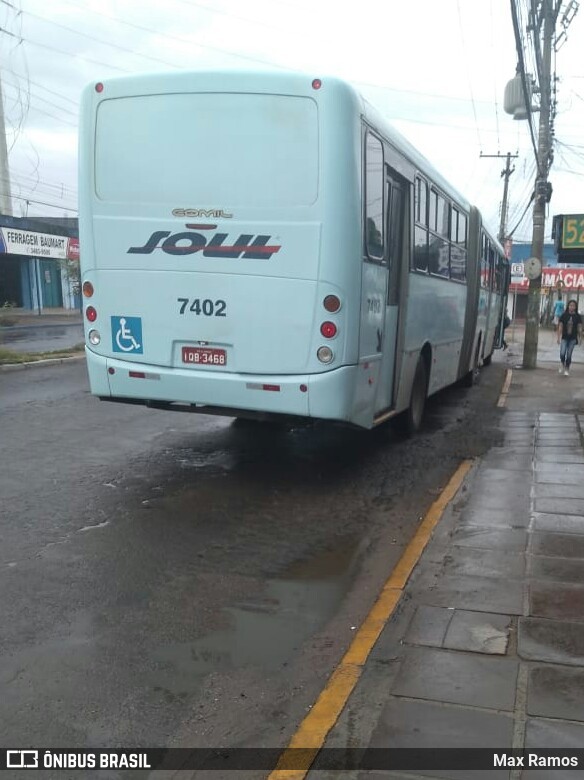 SOUL - Sociedade de Ônibus União Ltda. 7402 na cidade de Alvorada, Rio Grande do Sul, Brasil, por Max Ramos. ID da foto: 6682612.