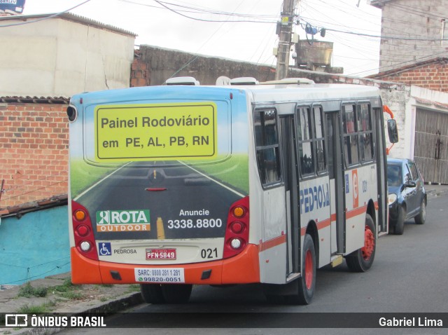 Empresa Pedrosa 021 na cidade de Recife, Pernambuco, Brasil, por Gabriel Lima. ID da foto: 6682706.