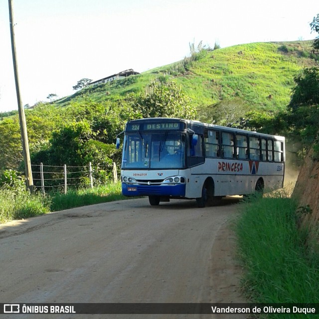 Viação Princesa da Serra 224 na cidade de Valença, Rio de Janeiro, Brasil, por Vanderson de Oliveira Duque. ID da foto: 6686312.