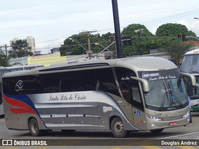 Viação Santa Rita de Cássia 1550 na cidade de Goiânia, Goiás, Brasil, por Douglas Andrez. Número da foto: #6686331.