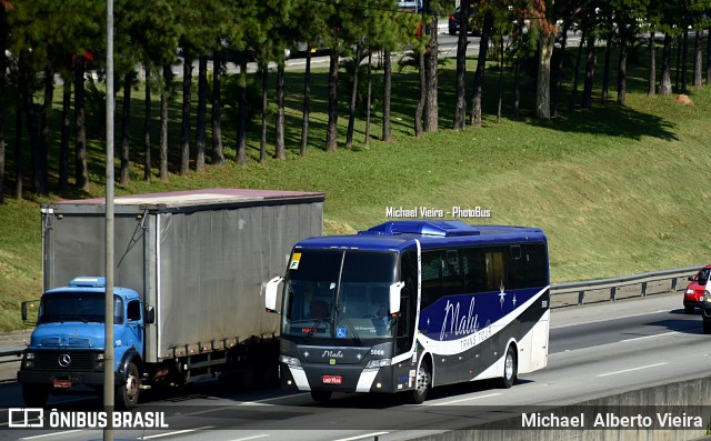 Malu Turismo 5008 na cidade de Barueri, São Paulo, Brasil, por Michael  Alberto Vieira. Número da foto: #6686279.