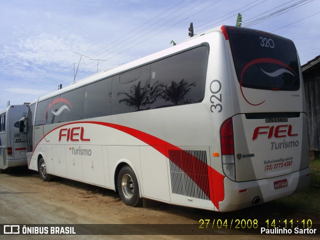 Fiel Turismo 320 na cidade de Camboriú, Santa Catarina, Brasil, por Paulinho Sartor. ID da foto: 6691428.