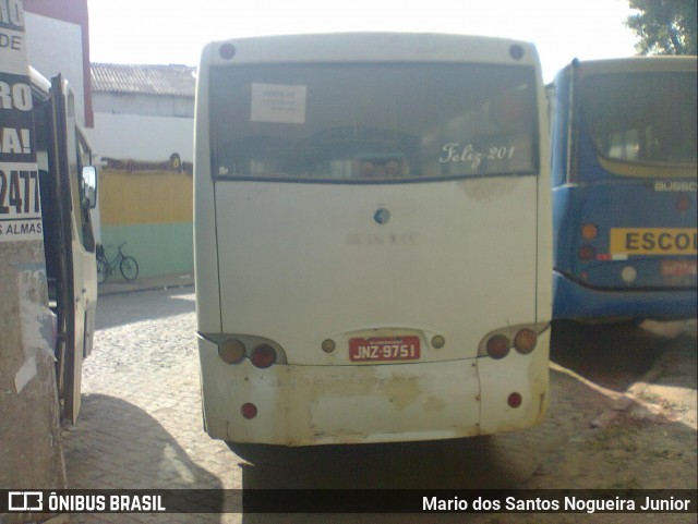 Ônibus Particulares 9751 na cidade de Cruz das Almas, Bahia, Brasil, por Mario dos Santos Nogueira Junior. ID da foto: 6690346.