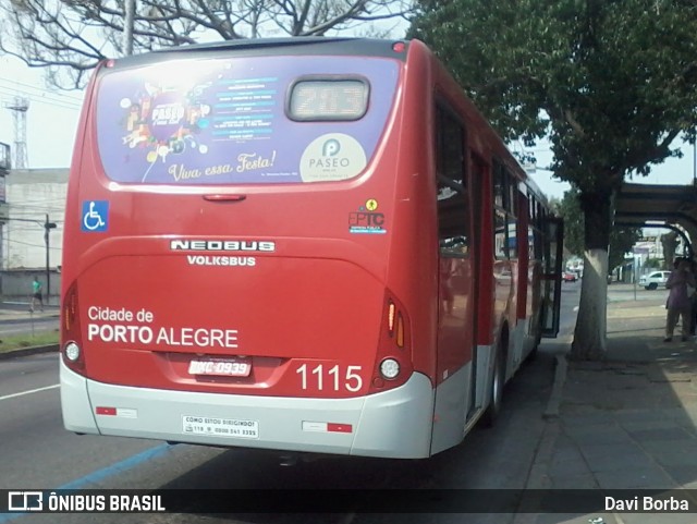 Trevo Transportes Coletivos 1115 na cidade de Porto Alegre, Rio Grande do Sul, Brasil, por Davi Borba. Número da foto: #6627007.