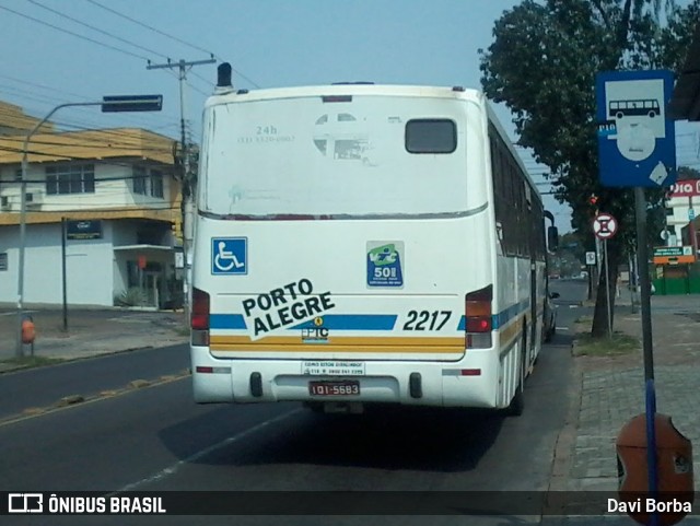 VTC - Viação Teresópolis Cavalhada 2217 na cidade de Porto Alegre, Rio Grande do Sul, Brasil, por Davi Borba. ID da foto: 6627017.