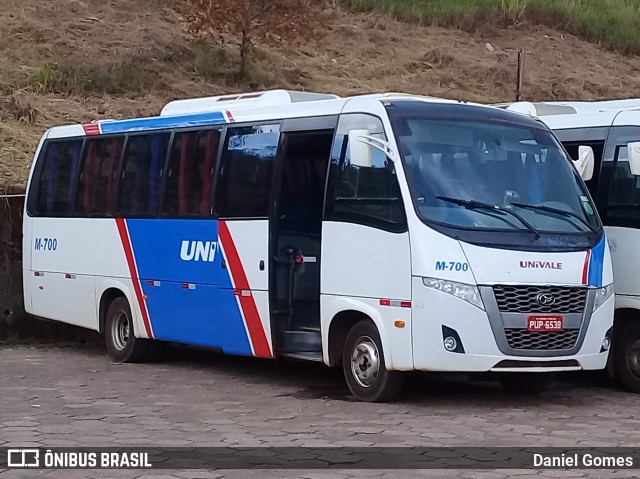 Univale Transportes M-700 na cidade de Ouro Preto, Minas Gerais, Brasil, por Daniel Gomes. Número da foto: #6637407.