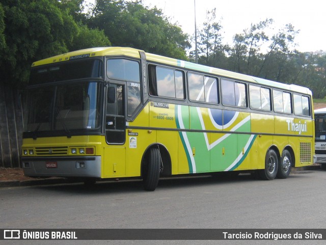 Thajuí Turismo 220 na cidade de Belo Horizonte, Minas Gerais, Brasil, por Tarcisio Rodrigues da Silva. ID da foto: 6636854.