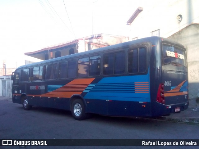 Breda Transportes e Serviços 4067 na cidade de São Paulo, São Paulo, Brasil, por Rafael Lopes de Oliveira. Número da foto: #6694408.