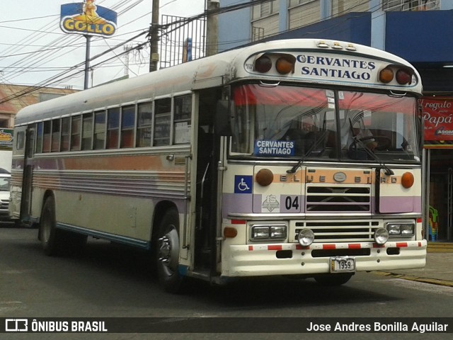 Transportes Serrano S.A. 04 na cidade de Paraíso, Paraíso, Cartago, Costa Rica, por Jose Andres Bonilla Aguilar. ID da foto: 6718112.