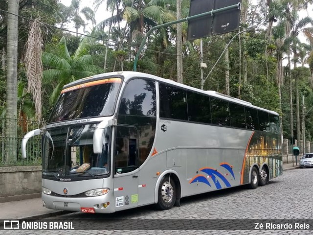 Canoinhas Transporte e Turismo 1026 na cidade de Petrópolis, Rio de Janeiro, Brasil, por Zé Ricardo Reis. ID da foto: 6731146.