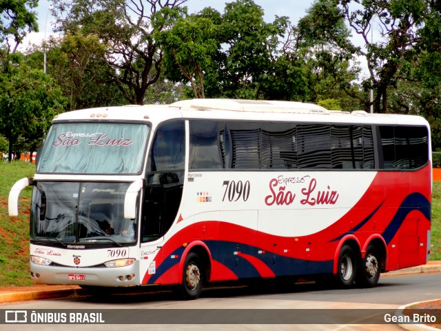 Expresso São Luiz 7090 na cidade de Brasília, Distrito Federal, Brasil, por Gean Brito. Número da foto: #6734314.