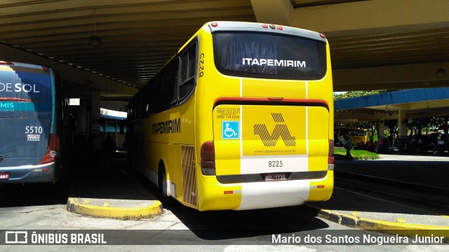 Viação Itapemirim 8225 na cidade de Salvador, Bahia, Brasil, por Mario dos Santos Nogueira Junior. ID da foto: 6738890.