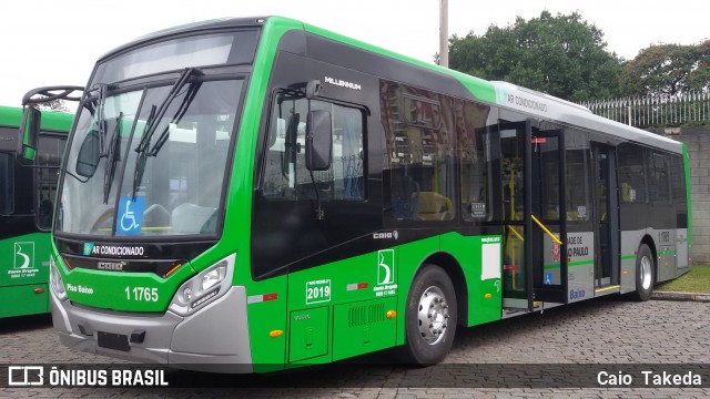 Viação Santa Brígida 1 1765 na cidade de São Paulo, São Paulo, Brasil, por Caio  Takeda. ID da foto: 6740508.