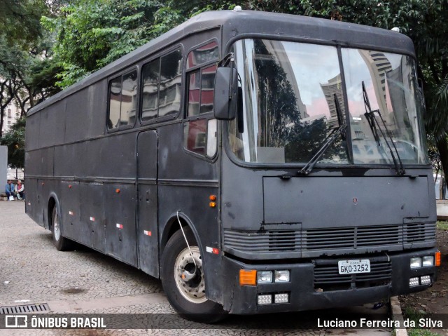 Ônibus Particulares 3252 na cidade de São Paulo, São Paulo, Brasil, por Luciano Ferreira da Silva. ID da foto: 6741812.