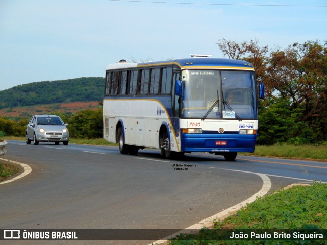 Ednacar 7080 na cidade de Francisco Sá, Minas Gerais, Brasil, por João Paulo Brito Siqueira. Número da foto: #6697615.