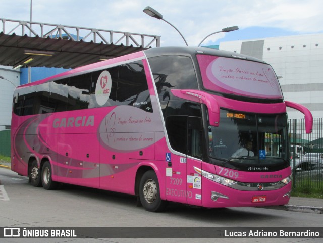 Viação Garcia 7209 na cidade de São Paulo, São Paulo, Brasil, por Lucas Adriano Bernardino. Número da foto: #6749402.
