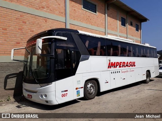 Imperasul 007 na cidade de Curitiba, Paraná, Brasil, por Jean  Michael. Número da foto: #6751068.