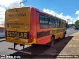Escolares 4664 na cidade de Araguari, Minas Gerais, Brasil, por Gustavo Oliveira da Silva. Número da foto: #6750810.