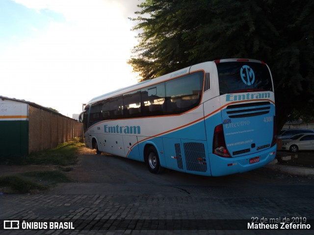 Emtram 4300 na cidade de Irecê, Bahia, Brasil, por Matheus Zeferino. Número da foto: #6753171.