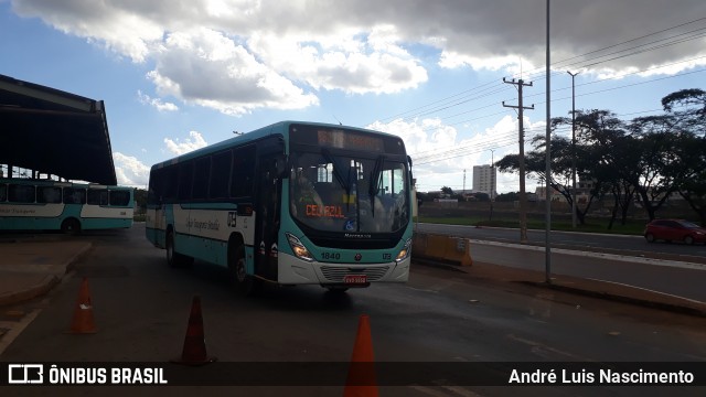 UTB - União Transporte Brasília 1840 na cidade de Taguatinga, Distrito Federal, Brasil, por André Luis Nascimento . ID da foto: 6755770.