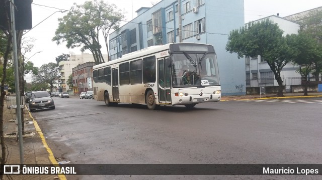 Vaucher e Cia. 171 na cidade de Uruguaiana, Rio Grande do Sul, Brasil, por Mauricio Lopes. ID da foto: 6759735.