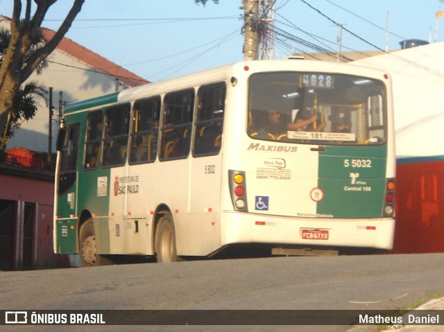 Move 5 5032 na cidade de São Paulo, São Paulo, Brasil, por Matheus  Daniel. ID da foto: 6758633.