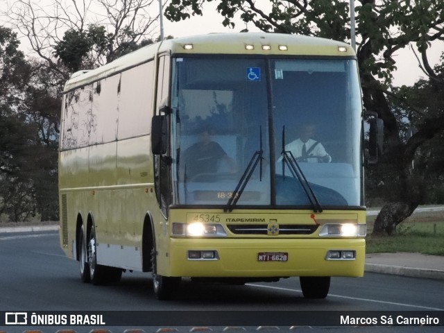 Viação Itapemirim 45345 na cidade de Brasília, Distrito Federal, Brasil, por Marcos Sá Carneiro. Número da foto: #6764032.