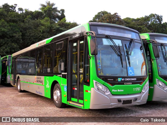 Viação Santa Brígida 1 1767 na cidade de São Paulo, São Paulo, Brasil, por Caio  Takeda. Número da foto: #6764989.