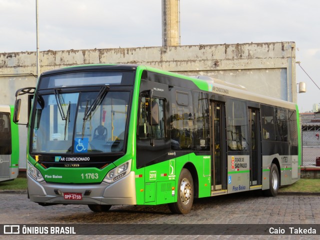 Viação Santa Brígida 1 1763 na cidade de São Paulo, São Paulo, Brasil, por Caio  Takeda. ID da foto: 6765016.