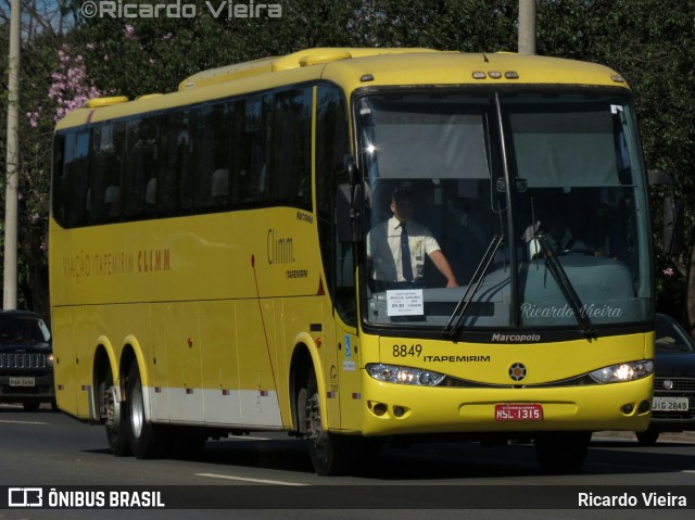 Viação Itapemirim 8849 na cidade de Brasília, Distrito Federal, Brasil, por Ricardo Vieira. ID da foto: 6763431.