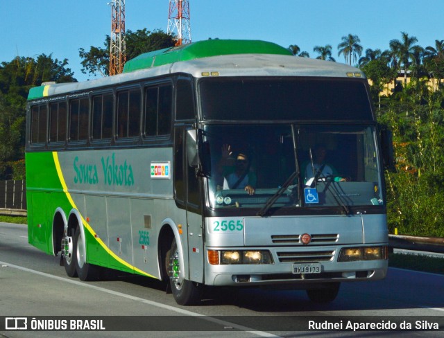 Souza Yokota 2565 na cidade de Santa Isabel, São Paulo, Brasil, por Rudnei Aparecido da Silva. Número da foto: #6766819.