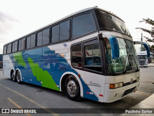 Advil Turismo - Adevil Turismo 2218 na cidade de Itajaí, Santa Catarina, Brasil, por Paulinho Sartor. Número da foto: #6701477.