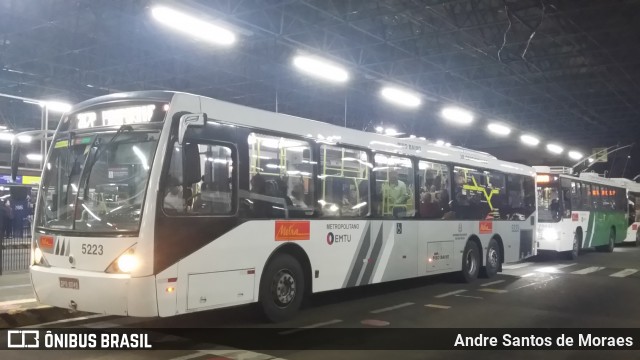 Metra - Sistema Metropolitano de Transporte 5223 na cidade de Santo André, São Paulo, Brasil, por Andre Santos de Moraes. ID da foto: 6699996.