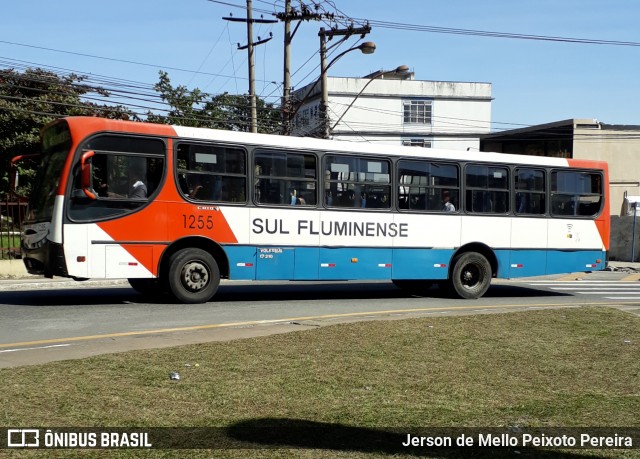 Viação Sul Fluminense 1255 na cidade de Volta Redonda, Rio de Janeiro, Brasil, por Jerson de Mello Peixoto Pereira. ID da foto: 6769930.