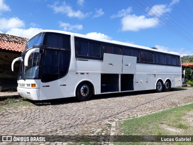 Ônibus Particulares 5340 na cidade de Santa Cruz dos Milagres, Piauí, Brasil, por Lucas Gabriel. ID da foto: 6705033.