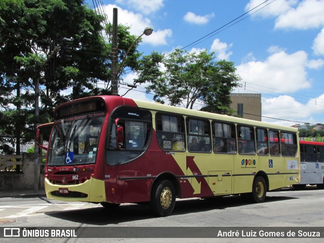 GIL - Goretti Irmãos Ltda. 962 na cidade de Juiz de Fora, Minas Gerais, Brasil, por André Luiz Gomes de Souza. Número da foto: #6705181.