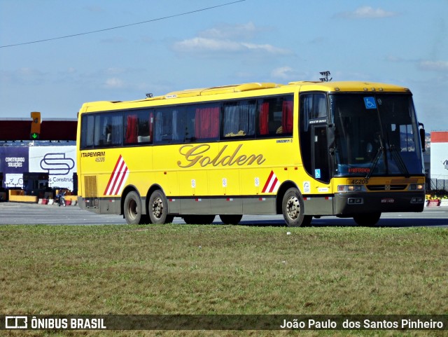 Viação Itapemirim 45205 na cidade de Jacareí, São Paulo, Brasil, por João Paulo  dos Santos Pinheiro. ID da foto: 6704942.