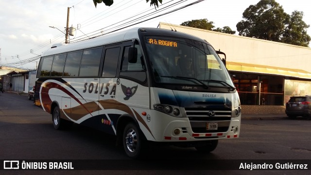 Turismo Solisa 62 na cidade de Santa Cruz, Guanacaste, Costa Rica, por Alejandro Gutiérrez. ID da foto: 6704194.