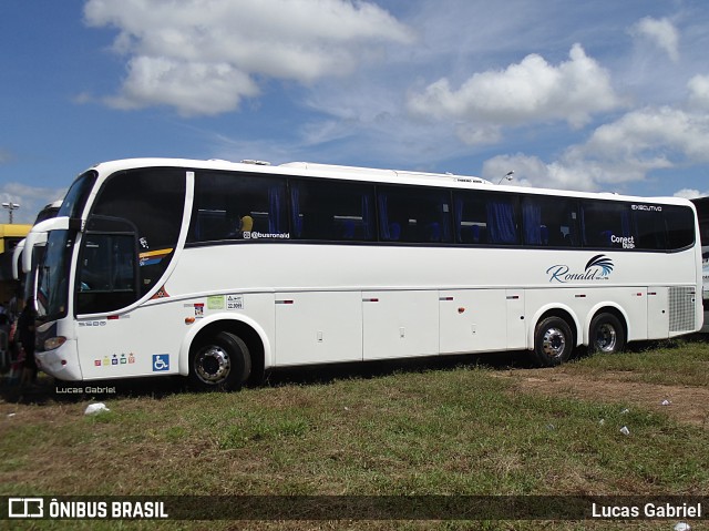 Ronald Bus 465 na cidade de Santa Cruz dos Milagres, Piauí, Brasil, por Lucas Gabriel. Número da foto: #6708195.