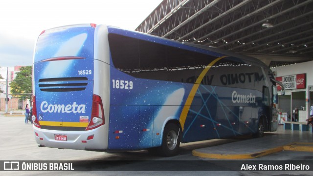 Viação Cometa 18529 na cidade de Lorena, São Paulo, Brasil, por Alex Ramos Ribeiro. Número da foto: #6711765.