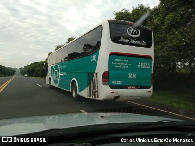 BTL - Borini Turismo 3030 na cidade de Iacri, São Paulo, Brasil, por Carlos Vinicius Estevão Menezes. Número da foto: #6712285.
