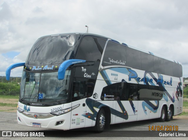 Pedra Azul Turismo 37000 na cidade de Caruaru, Pernambuco, Brasil, por Gabriel Lima. Número da foto: #6712688.