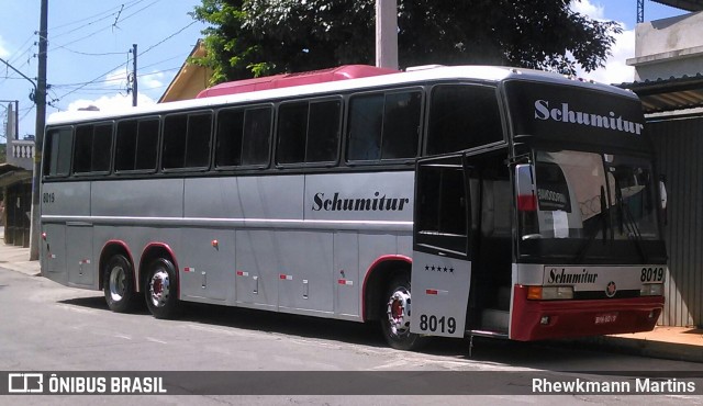 Expresso Schumitur 8019 na cidade de Itapecerica da Serra, São Paulo, Brasil, por Rhewkmann Martins. Número da foto: #6712540.
