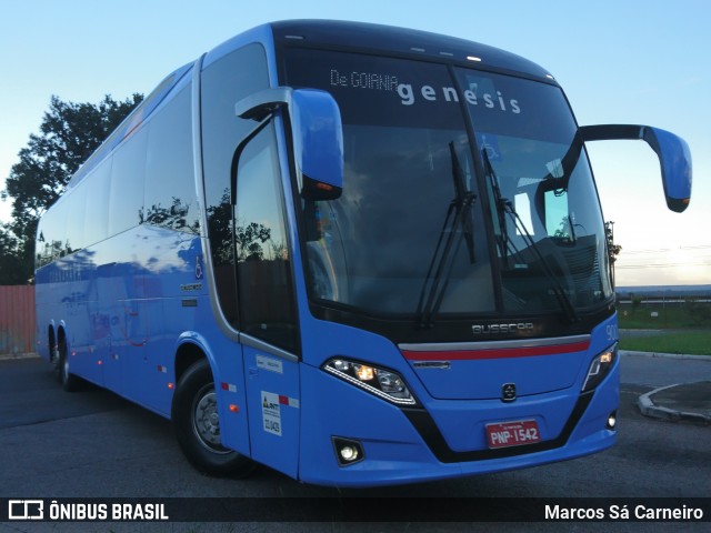 Expresso Guanabara 900 na cidade de Brasília, Distrito Federal, Brasil, por Marcos Sá Carneiro. ID da foto: 6712925.