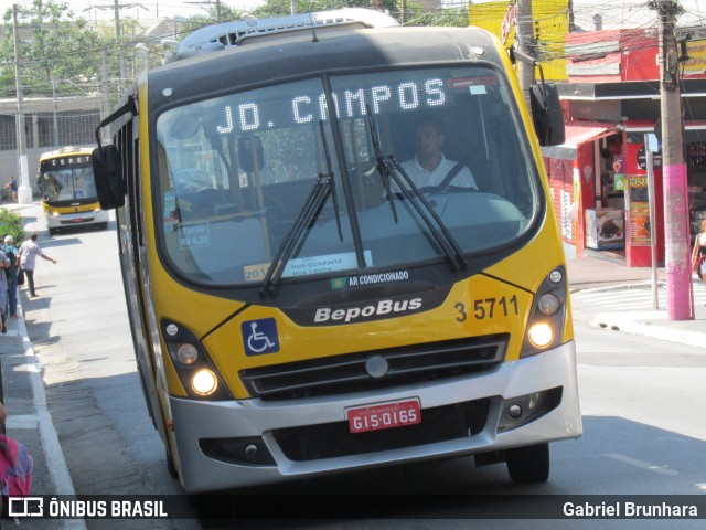Upbus Qualidade em Transportes 3 5711 na cidade de São Paulo, São Paulo, Brasil, por Gabriel Brunhara. ID da foto: 6713802.