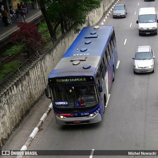 Viação Osasco 21.943 na cidade de Osasco, São Paulo, Brasil, por Michel Nowacki. ID da foto: 6717715.