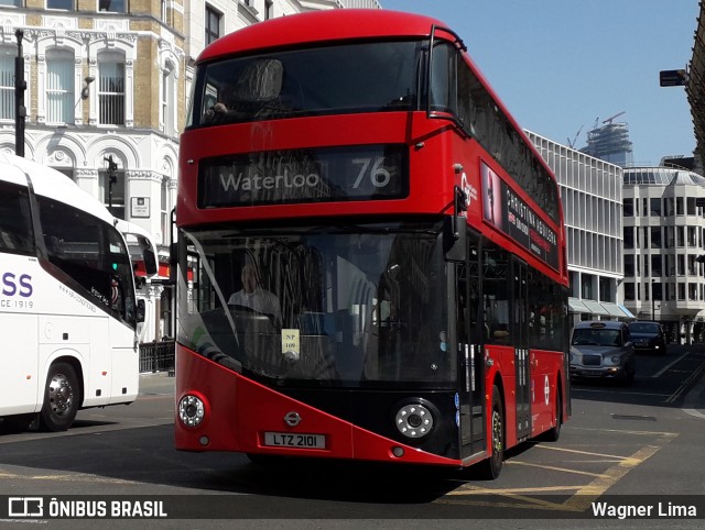 Go-Ahead London  na cidade de London, Greater London, Inglaterra, por Wagner Lima. Número da foto: #6717049.