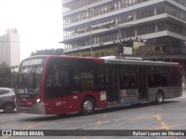 Viação Gatusa Transportes Urbanos 7 6065 na cidade de São Paulo, São Paulo, Brasil, por Rafael Lopes de Oliveira. ID da foto: 6717473.