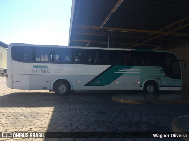 Santa Fé Transportes 057 na cidade de Divinópolis, Minas Gerais, Brasil, por Wagner Oliveira. ID da foto: 6774509.